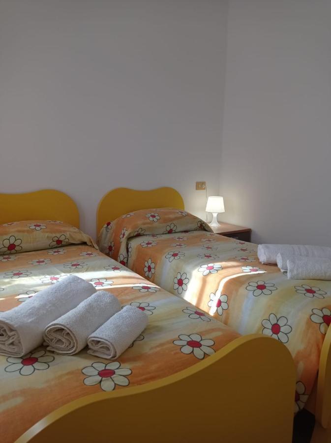 Casa Vacanze Borgo Gulini Da Anna Petralia Soprana Exterior foto