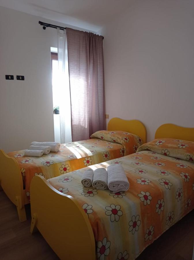 Casa Vacanze Borgo Gulini Da Anna Petralia Soprana Exterior foto