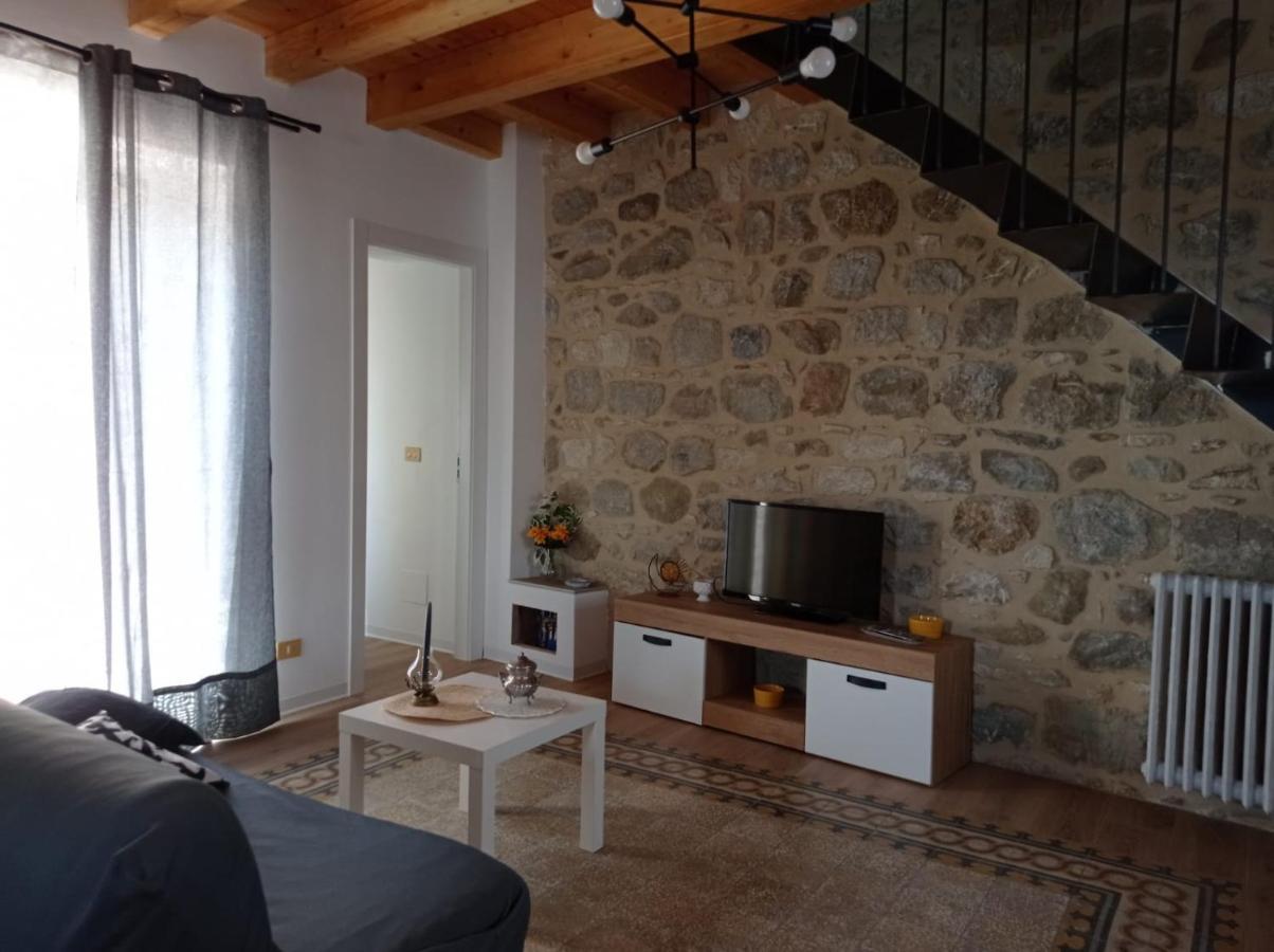 Casa Vacanze Borgo Gulini Da Anna Petralia Soprana Exterior foto