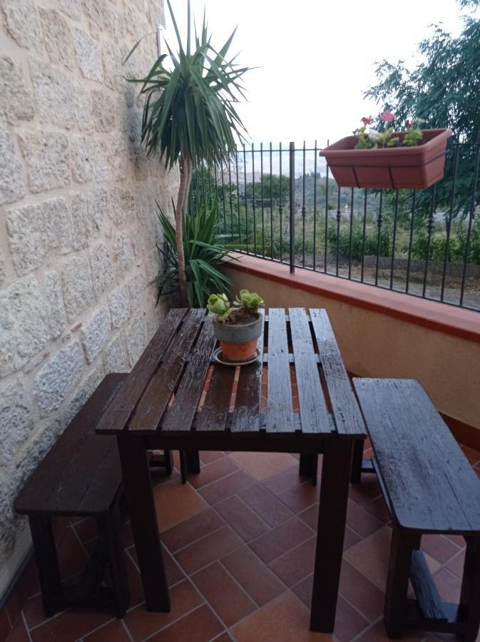 Casa Vacanze Borgo Gulini Da Anna Petralia Soprana Exterior foto